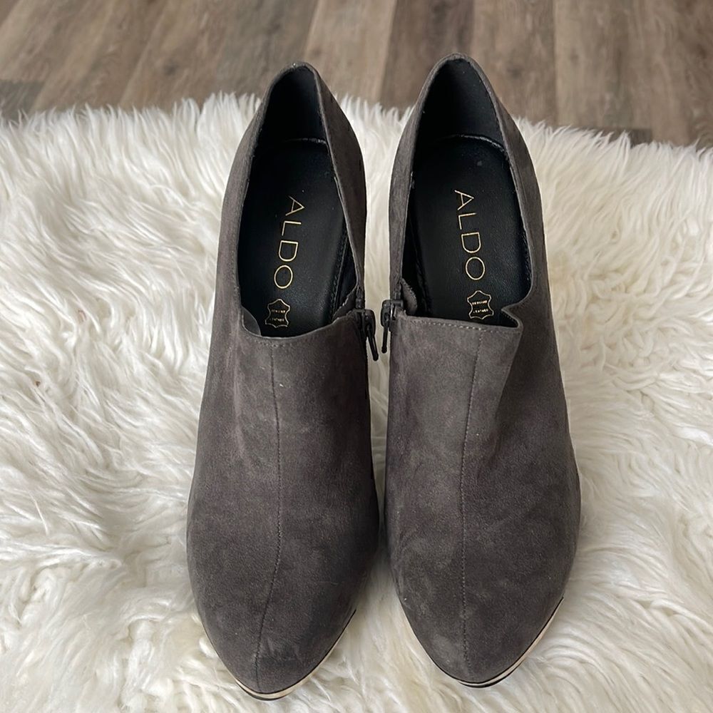 ALDO HEELS SIZE 8.5